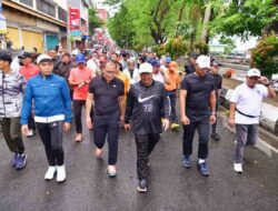 Memasuki Masa Tenang Pemilu 2024, Pj Gubernur Sulsel Bersama Danny Pomanto  Gelar Jalan Sehat dan Baksos, Yakin Pemilu Sukses