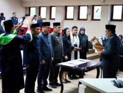 Lantik Empat Pejabat Disdukcapil Makassar, Ini Pesan Danny Pomanto!