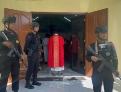 Pastikan Keamanan Dan Kenyamanan Ibadah Jumat Agung, Brimob Bone Patroli Sasar Gereja