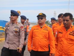 Tim SAR Brimob Bone Bersama Basarnas Kabupaten Bone  Laksanakan Patroli Sasar Pelabuhan Bajoe