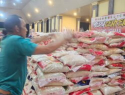 Pemerintah Pusat Kirim Bantuan 40 Ton Beras untuk Warga Terdampak Banjir dan Longsor di Sulsel