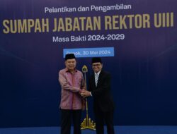 Lantik Prof Jamhari Sebagai Rektor UIII, Jusuf Kalla Minta Untuk Jalankan Visi dan Misi Universitas