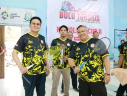 Bupati Barru Suardi Saleh Buka Kejuaraan Bulutangkis Kapolres Cup II