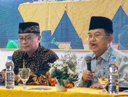 Jusuf Kalla Sebut Masjid Kampus Bisa Jadi Pelopor Memakmurkan Masyarakat di Sekitar Masjid