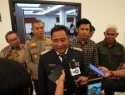 Rakor Pembentukan KPPS Pilkada 2024, PJ Bahtiar Bentuk Satgas Pastikan Penyelenggara Aman dan Sehat