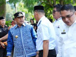 Pj Bahtiar Kunjungi Desa Pammulukang Mamuju, Bantu Bibit Ikan Nila dan Bibit Pohon