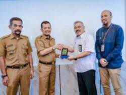  Pemkab Barru Terima Penghargaan Tercepat Penyaluran DAK