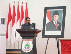 Sampaikan Jawaban Gubernur Terhadap Pandangan Fraksi, Plh Sekprov Sulbar Harap Pembahasan RAPBD 2025 Berjalan Lancar