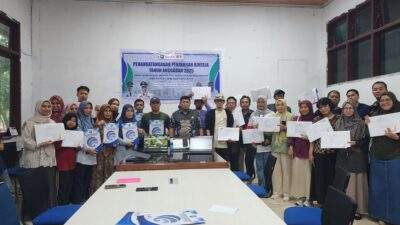 ASN Dinas Kominfo SP Pangkep Lakukan Penandatanganan Pakta Integritas Secara Elektronik