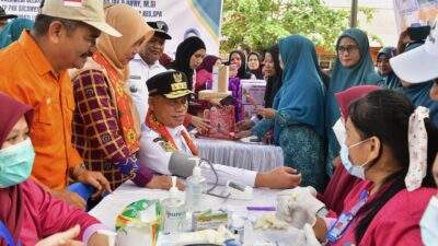 Setelah Palopo, Pj Gubernur Prof Fadjry Djufry Uji Coba Makan Bergizi dan Pemeriksaan Kesehatan Gratis di Kabupaten Luwu