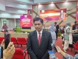 Model Collective Innovation dalam Tata Kelola Peningkatan PAD Kota Makassar, Antarkan Firman Paggara Raih Gelar Doktor Predikat Cumlaude