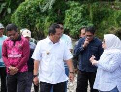 Melibatkan Pelajar, Pj Bahtiar dan Bupati Mamuju Tebar Benih Ikan Nila di Sungai Kalukku