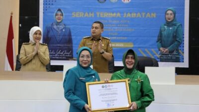 Sertijab Ketua TP PKK Kota Makassar, Melinda Aksa Resmi Gantikan Indira Yusuf Ismail