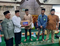 Fathur Rahim Hadiri Ngaji Ramadhan PCNU Makassar dan Bagi Paket Pangan Ramadhan Bosowa Peduli