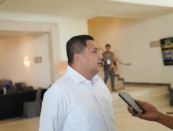Menuju 100 Hari, Appi-Aliyah Berikan Tukin Hingga Rp2,5 Juta Bagi Nakes dan Guru di Pulau