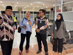 Dr. H. Bunyamin M. Yapid Tinjau Layanan Fast Track di Embarkasi Solo, Fokus pada Pelayanan Lansia dan Disabilitas