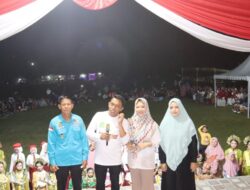 Bupati dan Ketua TP PKK Sidrap Semarakkan Malam Kesenian Cipotakari