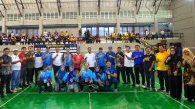Semarak Hari Jadi Sulsel ke-356, Andi Sudirman Buka Gubernur Badminton Cup 2025