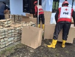 Palang Merah Indonesia (PMI) kembali Kirim Telur Asin untuk Pengungsi Korban Banjir di Sumatera dan Aceh