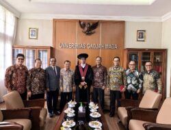 Hadiri Pengukuhan Guru Besar Prof Zainal Arifin Mockhtar, Jusuf Kalla: Kritik Merupakan Bagian dari Demokrasi