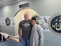 Kisah Muallaf di Texas, Imam Muthahhir Arif Pandu Keislaman Profesor Amerika di Masjid Istiqlal Houston
