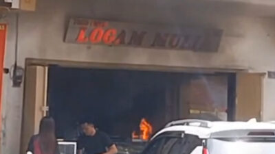 Toko Emas Logam Mulia di Somba Opu Makassar Dilempari  Bom Molotov