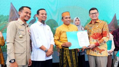 Gubernur Sulsel Hadiri Pengukuhan Loka BPOM Bone, Perkuat Pengawasan Obat dan Makanan di Bosowasi