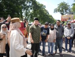 Tinjau Pasar Murah di Monumen Mandala, Munafri Pastikan Warga Terlayani dengan Harga Sesuai