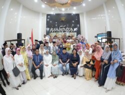 Buka Puasa Bersama Alumni SMADA, Wali Kota Makassar Dorong Kontribusi Majukan Sekolah