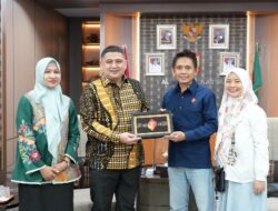 Pemkot Makassar-Telkomsel Jajaki Kerja Sama Program Digitalisasi Sekolah