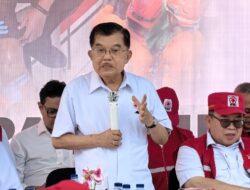 Jusuf Kalla Apresiasi Relawan PMI dalam Penanganan Korban Kecelakaan Kereta Api di Bekasi
