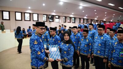 Pengukuhan Ganti Antar Waktu: KORPRI Makassar Diminta Lebih Adaptif, Profesional, dan Responsif