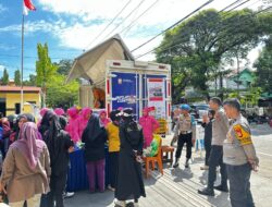 DPC APPI dan Polsek Gelar Pasar Murah Mamajang Disambut Antusias, 300 Voucher Dibagikan ke Warga
