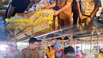 Kendalikan Inflasi Menjelang Idul Adha 1447 H, Pemkab Toli-Toli Gelar Operasi Pasar Murah
