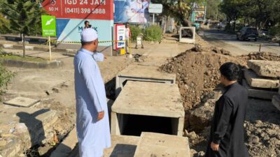 Gubernur Sulsel, Andi Sudirman Cek Langsung Progres Pekerjaan Jalan Hertasning-Aroepala dan Poros Pattallassang