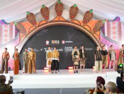 Tenun Nusantara Memukau Delegasi Internasional dalam Spouse Program Indonesia Gastrodiplomacy Series 2026