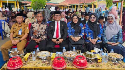 Kadis Pendidikan Wajo Hadiri Perpisahan Siswa Kelas IX SMPN 1 Tanasitolo, Dorong Lulusan Raih Prestasi
