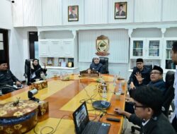 Wawali Kota Makassar Sampaikan Penjelasan Wali Kota atas Ranperda Pertanggungjawaban APBD 2025 Secara Daring