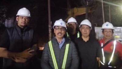 Jamin Kelancaran Air Baku, Dirut PDAM Makassar Pantau Langsung Pengerukan Intake Manggala di Malam Hari