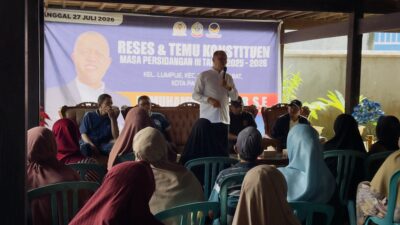 Warga Lumpue Keluhkan Sampah hingga Minim Penerangan Jalan RS Ainum Habibie, Muhammad Sadar Siap Perjuangkan Aspirasi
