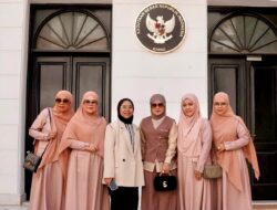 Lina Sukijo Perkuat Diplomasi Budaya Indonesia di Mesir, KBRI Kairo Dukung Kolaborasi Fashion Muslim Bersama Al-Azhar