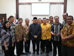 Resmi dikukuhkan, Wali Kota Makassar Munafri Dorong FKLA Hadirkan Aksi Kemanusiaan Tanpa Sekat Agama