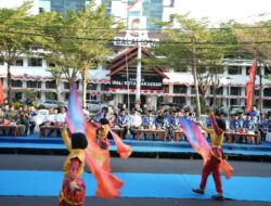 Defile Kafilah MTQ VIII KORPRI Nasional Resmi Dilepas di Balai Kota Makassar