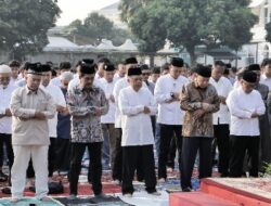 JK Ikuti Salat Istisqa di Al Azhar, Ajak Masyarakat Berdoa agar Hujan Turun