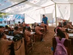 PMI Dirikan Tenda Darurat untuk Dukung Proses Belajar Mengajar di NTT