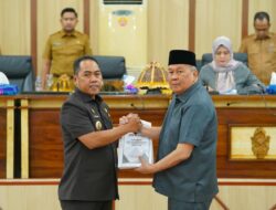 Bupati Wajo Sampaikan Jawaban Pemda atas Pandangan Fraksi DPRD Terkait Perubahan APBD 2026