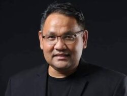 Opini : The Death of Expertise