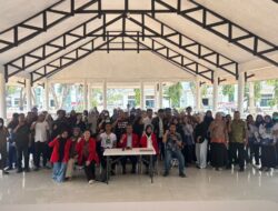 FEB Unhas bersama Dinas Koperasi, UKM, Tenaga Kerja, dan Transmigrasi Sidrap Perkuat Literasi Keuangan Pelaku UMKM