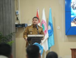 Munafri Tekankan Profesionalitas Guru di Era Digital, AI Jadi Tantangan Pendidikan