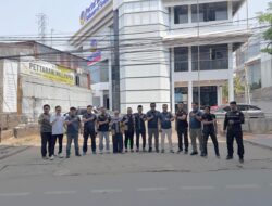 Jumat Berkah NasDem Sulsel, Pengemudi Ojol hingga Warga Makassar Kebagian Makanan Gratis
